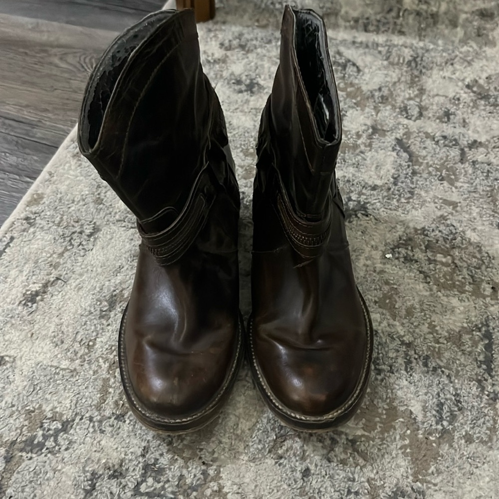 Brown boots